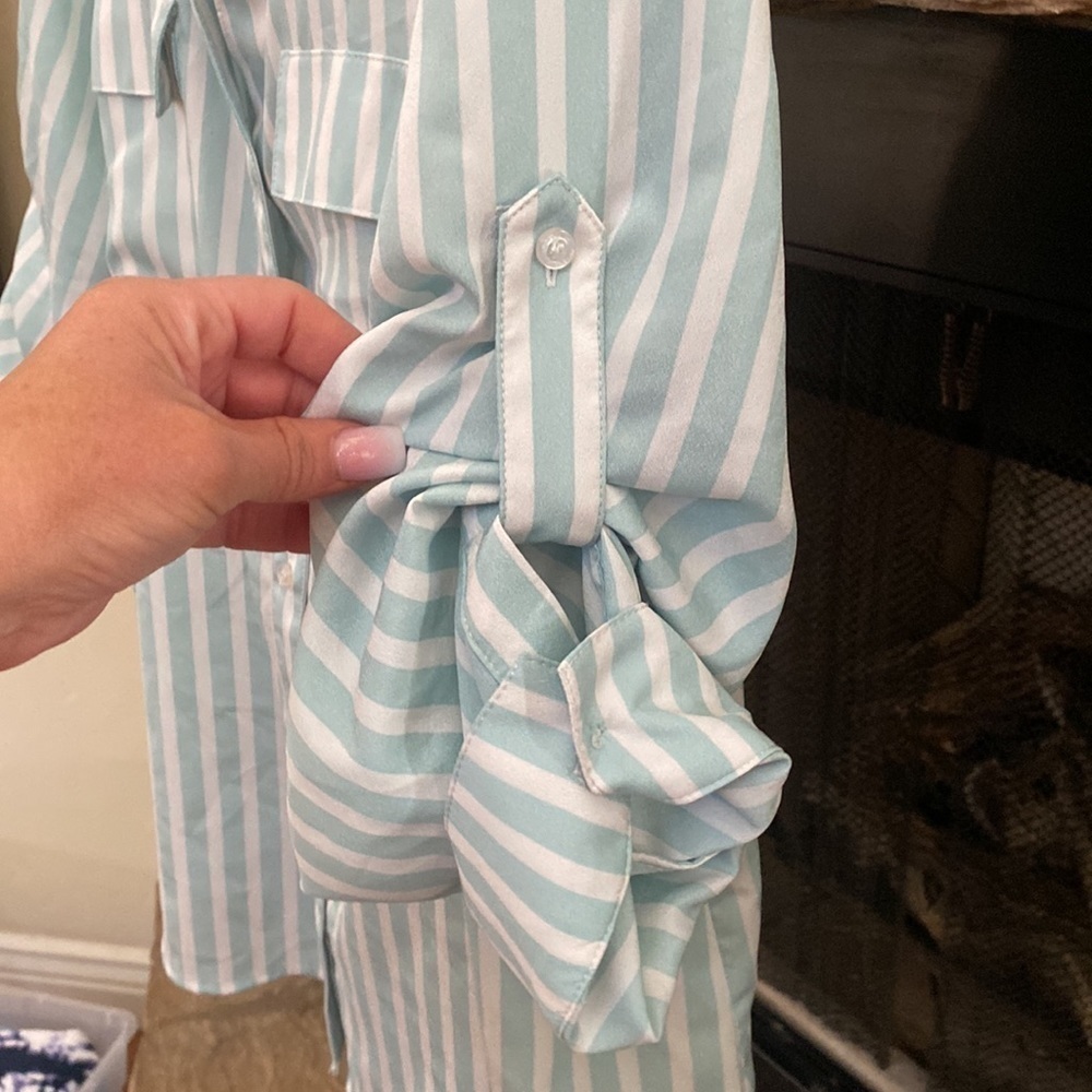 Calvin Klein mint green and white striped blouse. XL - Picture 2 of 10